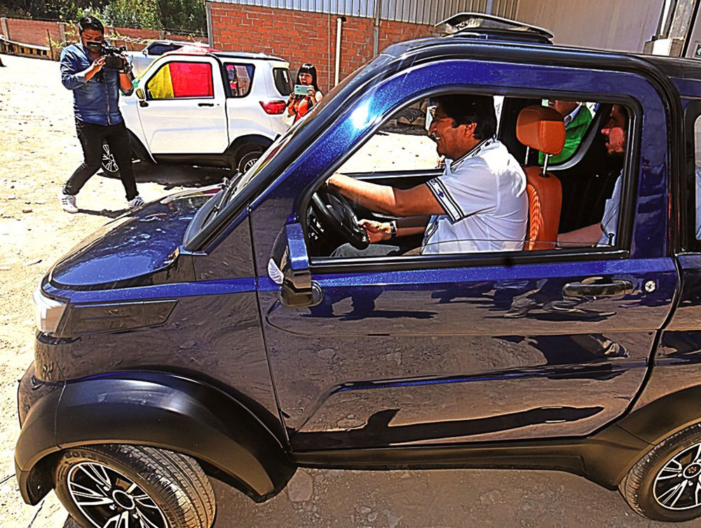 Quantum El Primer Auto Eléctrico 100 Boliviano Esr México